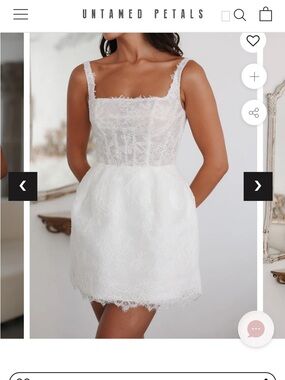 UNTAMED PETALS BY AMANDA JUDGE White Lace Square-Neck Mini Dress